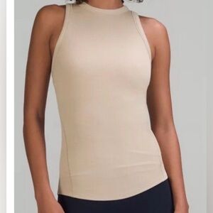 Lululemon Hold Tight Crew Tank in Trench size 4